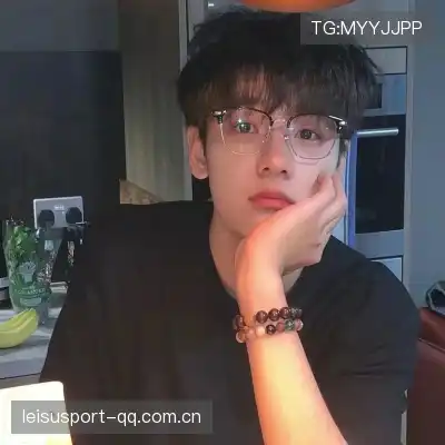 尤诗彩